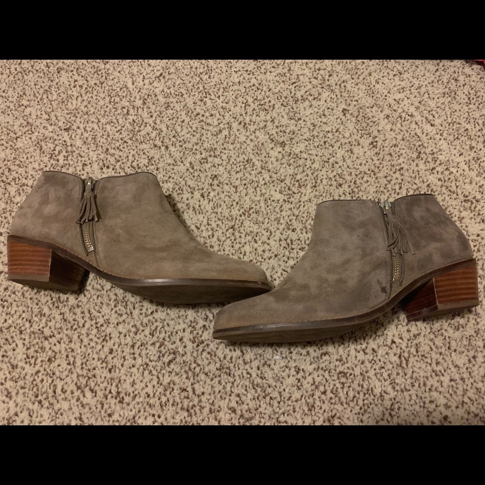 Vionic Ankle Booties size 11
